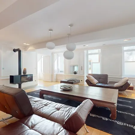 Le N 10 - Apartment Of 200 Sqm With Patio Of 35 Square Meters In Old Town Annecy Exterior photo